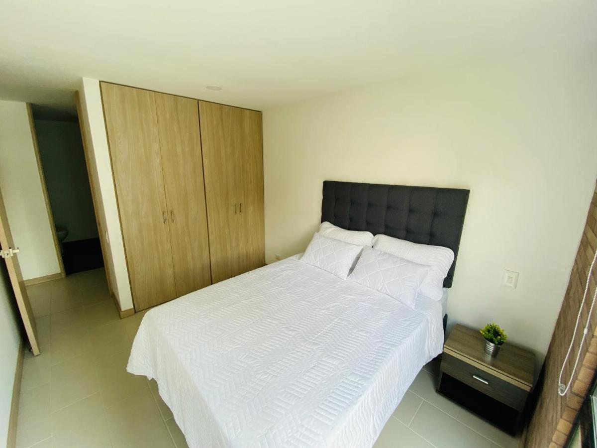 Apartment Lauret En Laureles Medellin